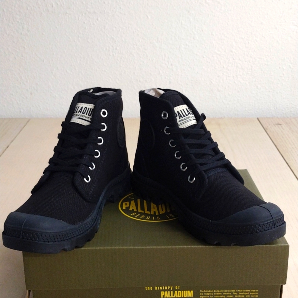 PALLADIUM PAMPA HI ORIGINALE CANVAS BOOTS!